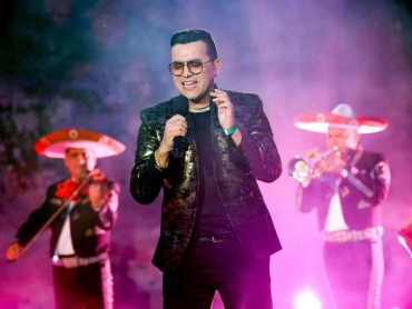 YEISON JIMÉNEZ TERMINÓ CONCIERTO EN SARAVENA POR PRESUNTO TIROTEO EN EL SHOW