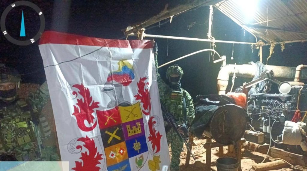 *CONTINÚAN LAS OPERACIONES MILITARES CONTRA LA EXTRACCIÓN ILÍCITA DE YACIMIENTOS MINEROS EN EL BAJO CAUCA*