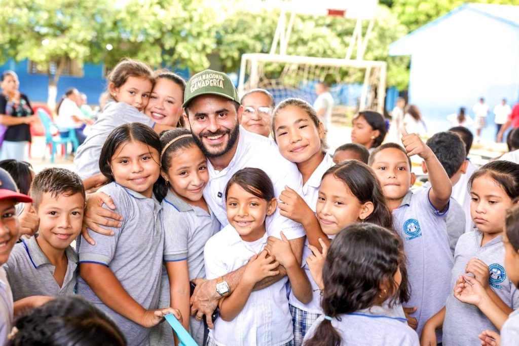 *GOBERNACIÓN DE CÓRDOBA PROYECTA CUPOS ESCOLARES PARA GARANTIZAR LA CONTINUIDAD EDUCATIVA EN LA VIGENCIA 2026*
