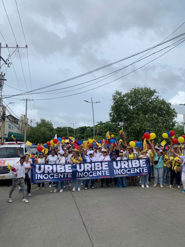 *ASÍ SE VIVIÓ LA MARCHA EN MONTERÍA EN RESPALDO AL EXPRESIDENTE ÁLVARO URIBE VÉLEZ*