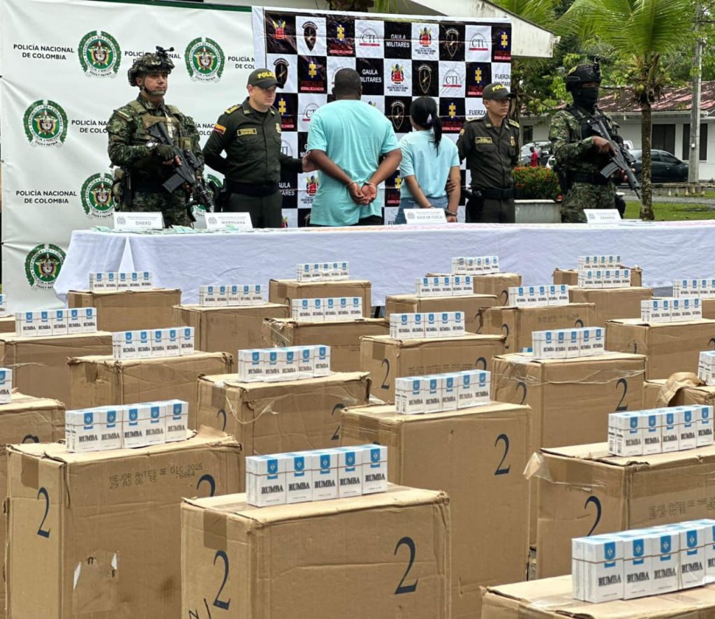 *ALLANAMIENTOS EN URABÀ CONTRA EL TRÁFICO DE DROGAS Y CONTRABANDO: MÁS DE 47 MIL CAJETILLAS DE CIGARRILLOS INCAUTADAS*