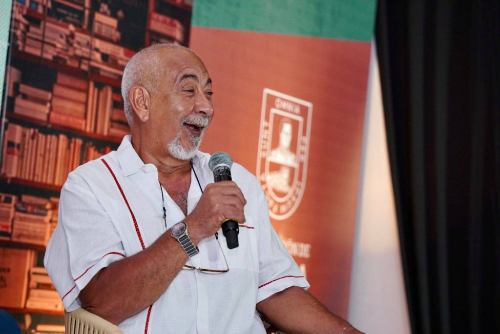 *ÉXITO ROTUNDO EN EL TERCER DÍA DE LA FERIA «UN RÍO DE LIBROS 2025, ORGANIZADA POR LA GOBERNACIÓN DE CÓRDOBA*