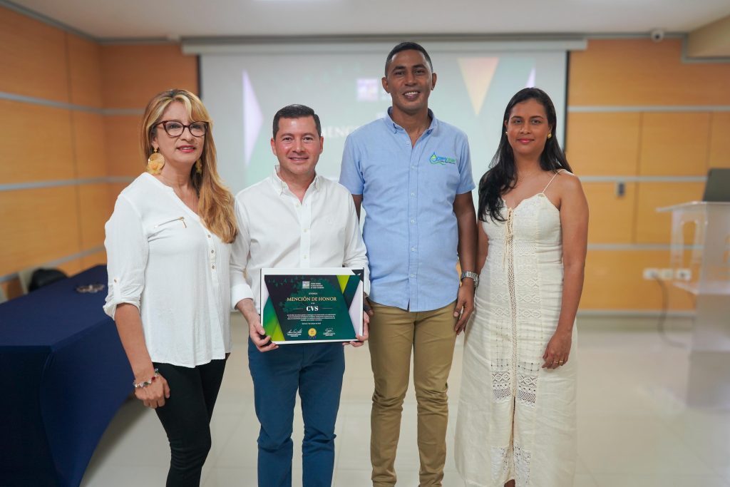 *CÓRDOBA A TRAVÉS DE LA CVS RECIBE RECONOCIMIENTO DEL SIRAP CARIBE POR SU LIDERAZGO EN CONSERVACIÓN Y CARBONO AZUL*