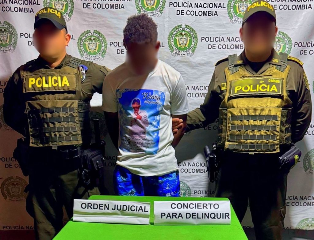 *CAMINABA TRANQUILAMENTE POR LAS CALLES DE MONTERÍA Y TENÍA ORDEN DE CAPTURA POR LOS DELITOS DE CONCIERTO PARA DELINQUIR Y EXTORSIÓN AGRAVADA*