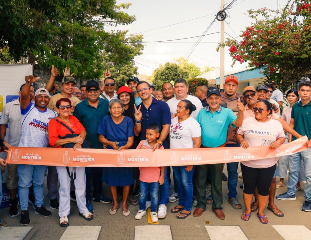 El 2025 cerrando y el alcalde Hugo Kerguelén sigue inaugurando obras, esta vez la cinta cayó en Guadalajara y P5.