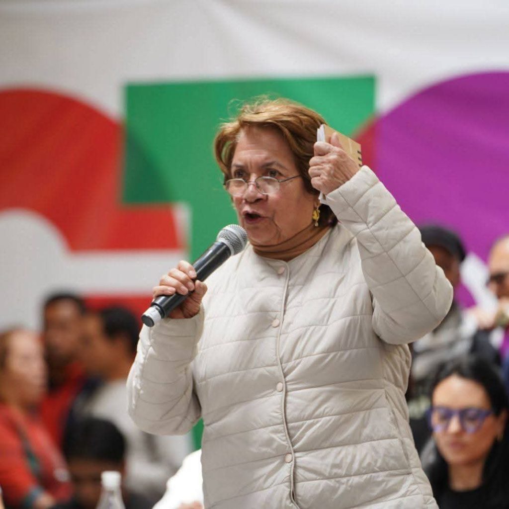 Senadora Aída Avella desalojo en el asentamiento Berlín en la ciudad de Montería.