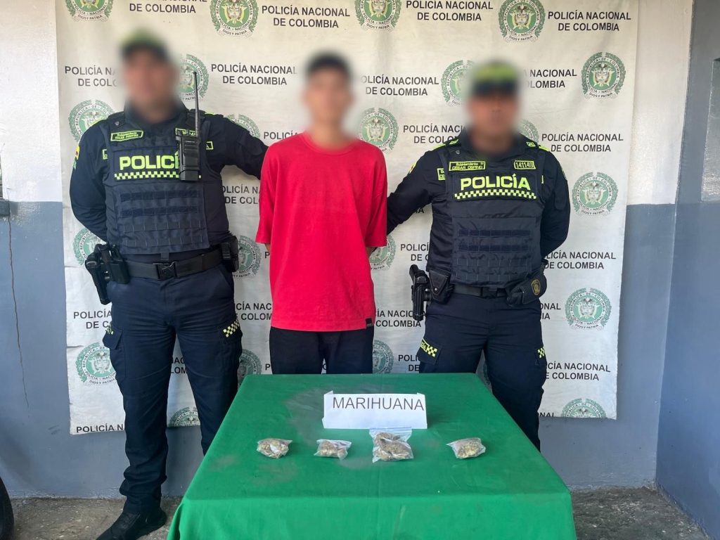 Policía evita la distribución de 42 dosis de marihuana con la captura de un joven en el sur de Montería.