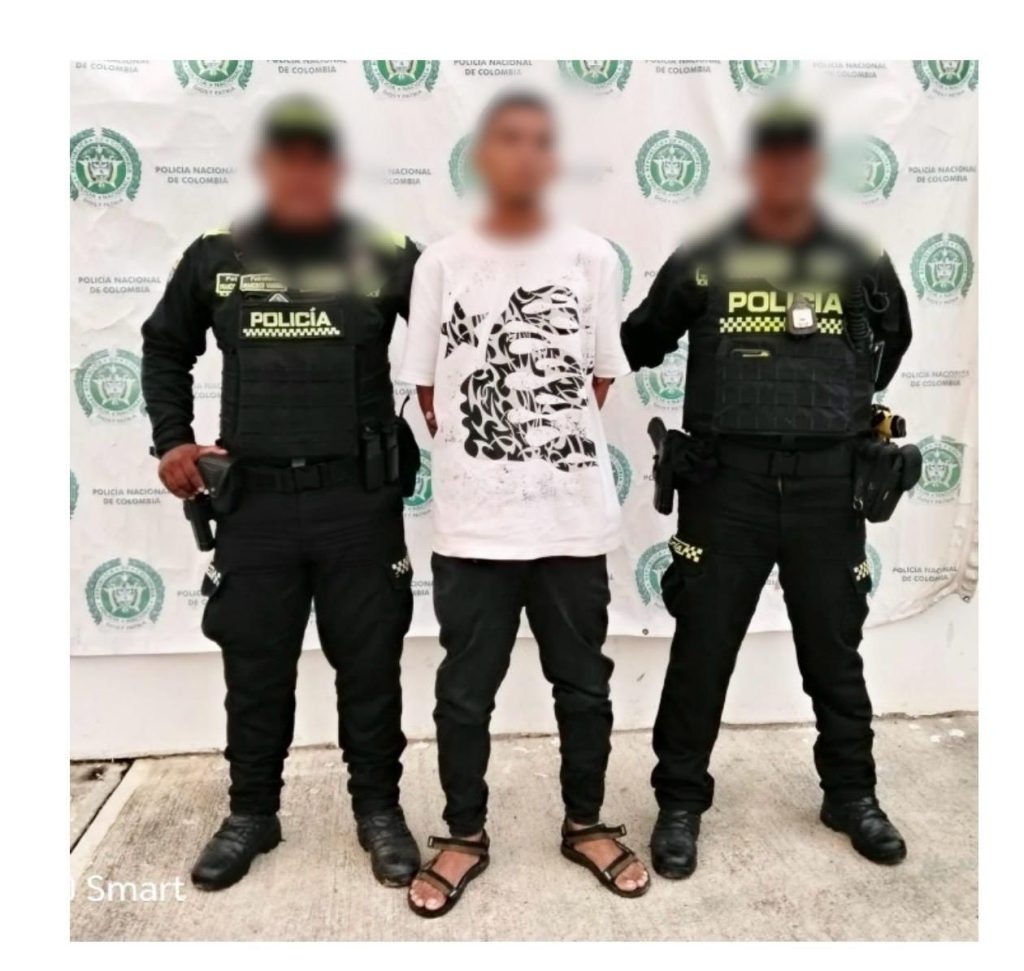 Fue capturado por violencia intrafamiliar y le salió un rosario de delitos por lo que tendría que responder por mucho más.