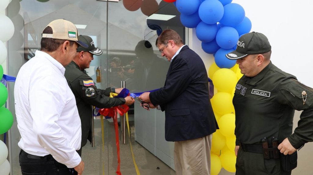 Con el apoyo de los EE.UU se abre la nueva Subestación de Policía en Tierradentro, Córdoba.